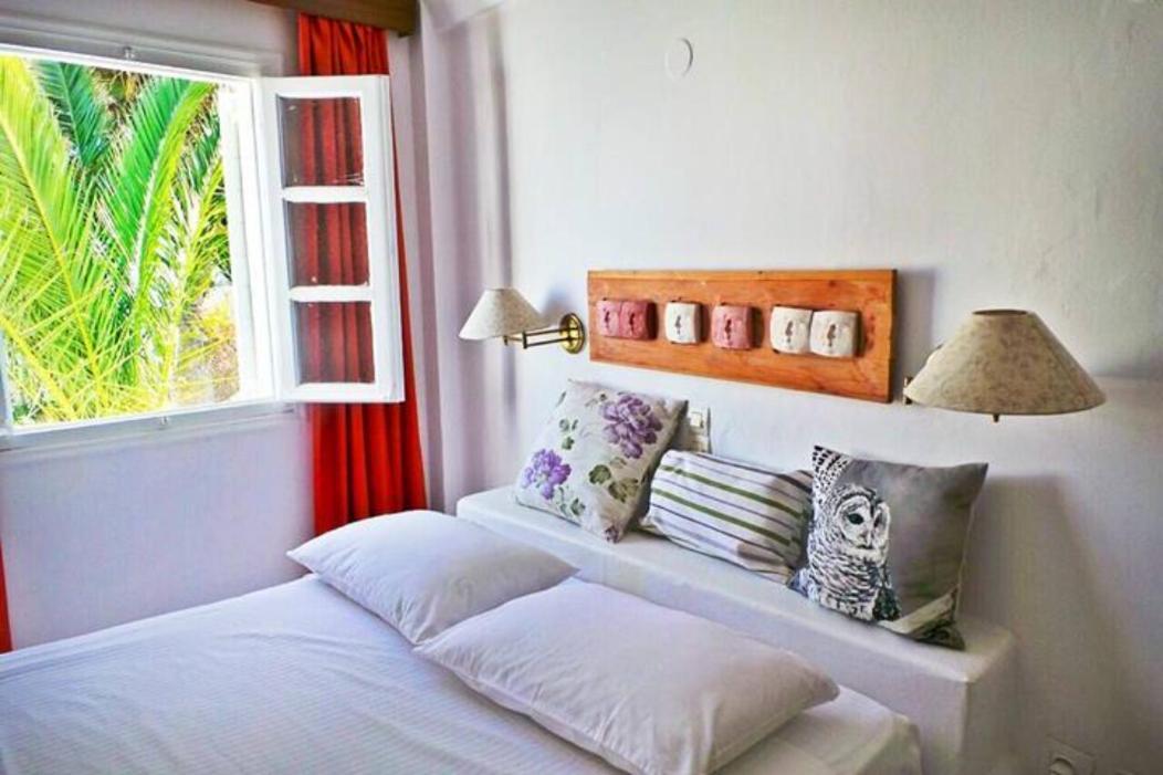 On An Island Suites & Apartments - Fira Kültér fotó