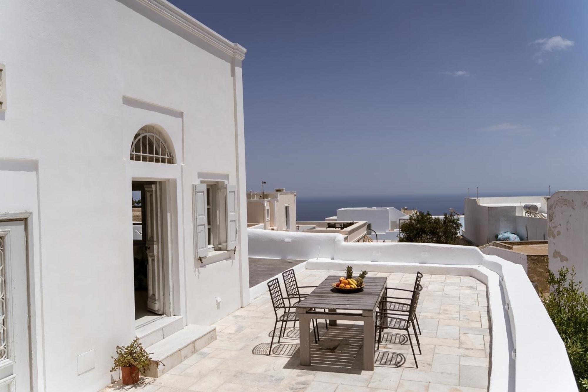 On An Island Suites & Apartments - Fira Kültér fotó